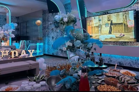 夜场礼宾绽放青春魅力舞台